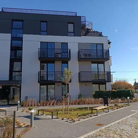 Batic Line - Sunny Place - Funny Place, Apartament Ze Slonecznym Ogrodkiem Na Wyspie Sobieszewskiej 格但斯克