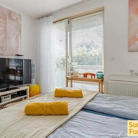 Batic Line - Sunny Place - Funny Place, Ze Slonecznym Ogrodkiem Na Wyspie Sobieszewskiej * 그단스크