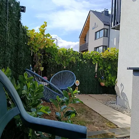 Batic Line - Sunny Place - Funny Place, Ze Slonecznym Ogrodkiem Na Wyspie Sobieszewskiej